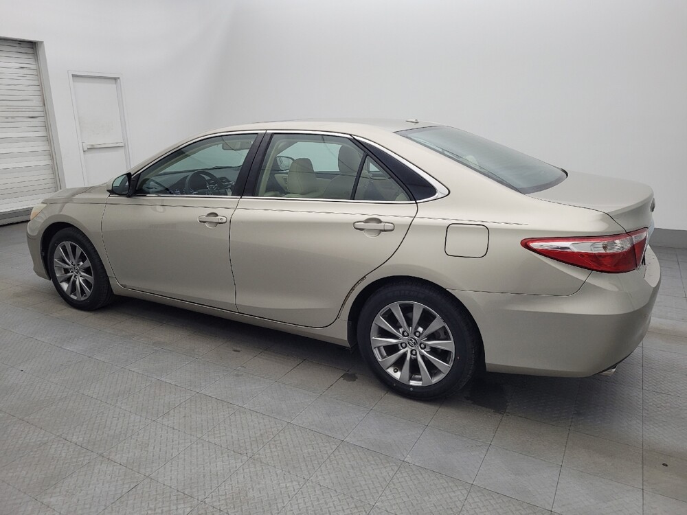 2015 Toyota Camry in Bradenton, FL 34207 - 18054880 3