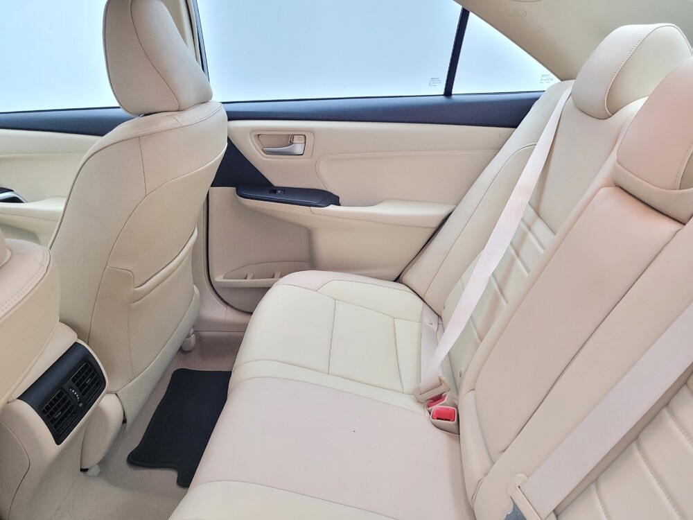 2015 Toyota Camry in Bradenton, FL 34207 - 18054880 18