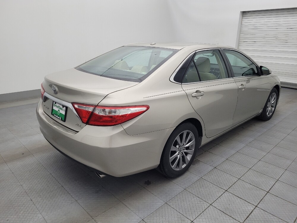 2015 Toyota Camry in Bradenton, FL 34207 - 18054880 9
