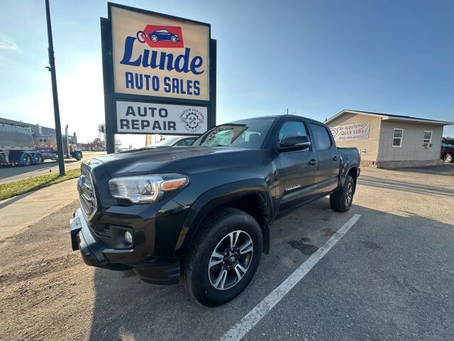 2016 Toyota Tacoma in Wadena, MN 56482 - 18054935 21