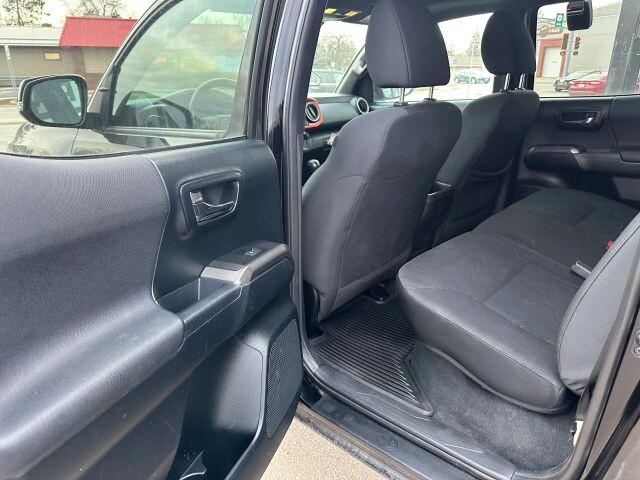 2016 Toyota Tacoma in Wadena, MN 56482 - 18054935 9