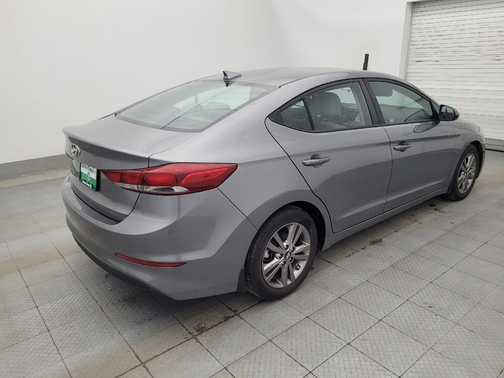 2018 Hyundai Elantra in Clearwater, FL 33764 - 18055005 9