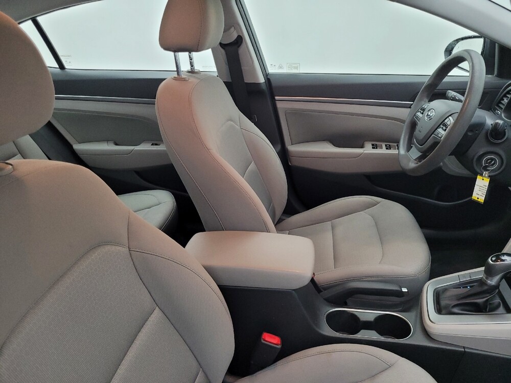2018 Hyundai Elantra in Clearwater, FL 33764 - 18055005 21