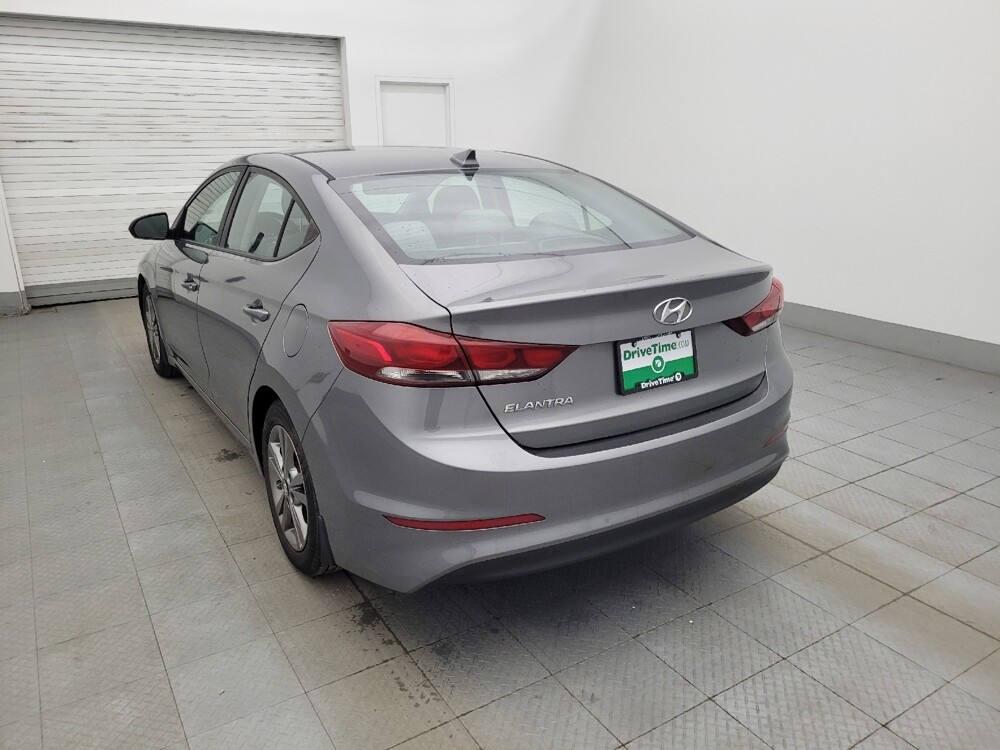 2018 Hyundai Elantra in Clearwater, FL 33764 - 18055005 5