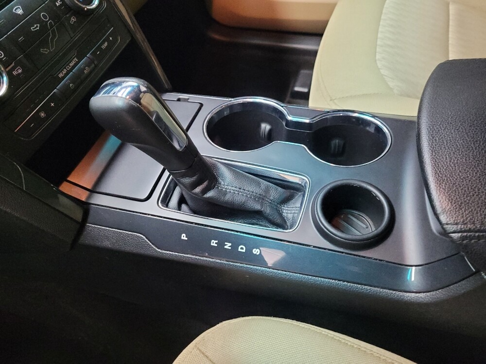 2016 Ford Explorer in Las Vegas, NV 89104 - 18055007 26