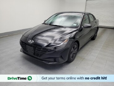 2022 Hyundai Elantra in Des Moines, IA 50310