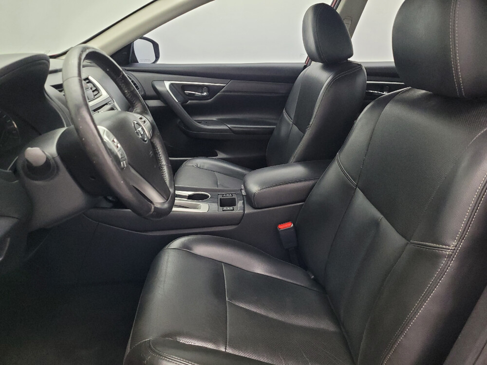 2017 Nissan Altima in Ocala, FL 34471 - 18055130 17