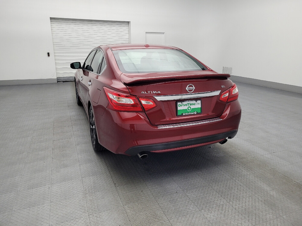 2017 Nissan Altima in Ocala, FL 34471 - 18055130 6