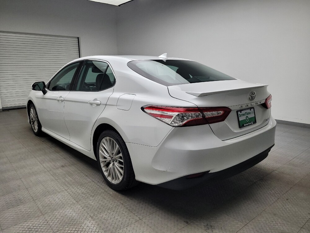 2019 Toyota Camry in Eastpointe, MI 48021 - 18055174 5