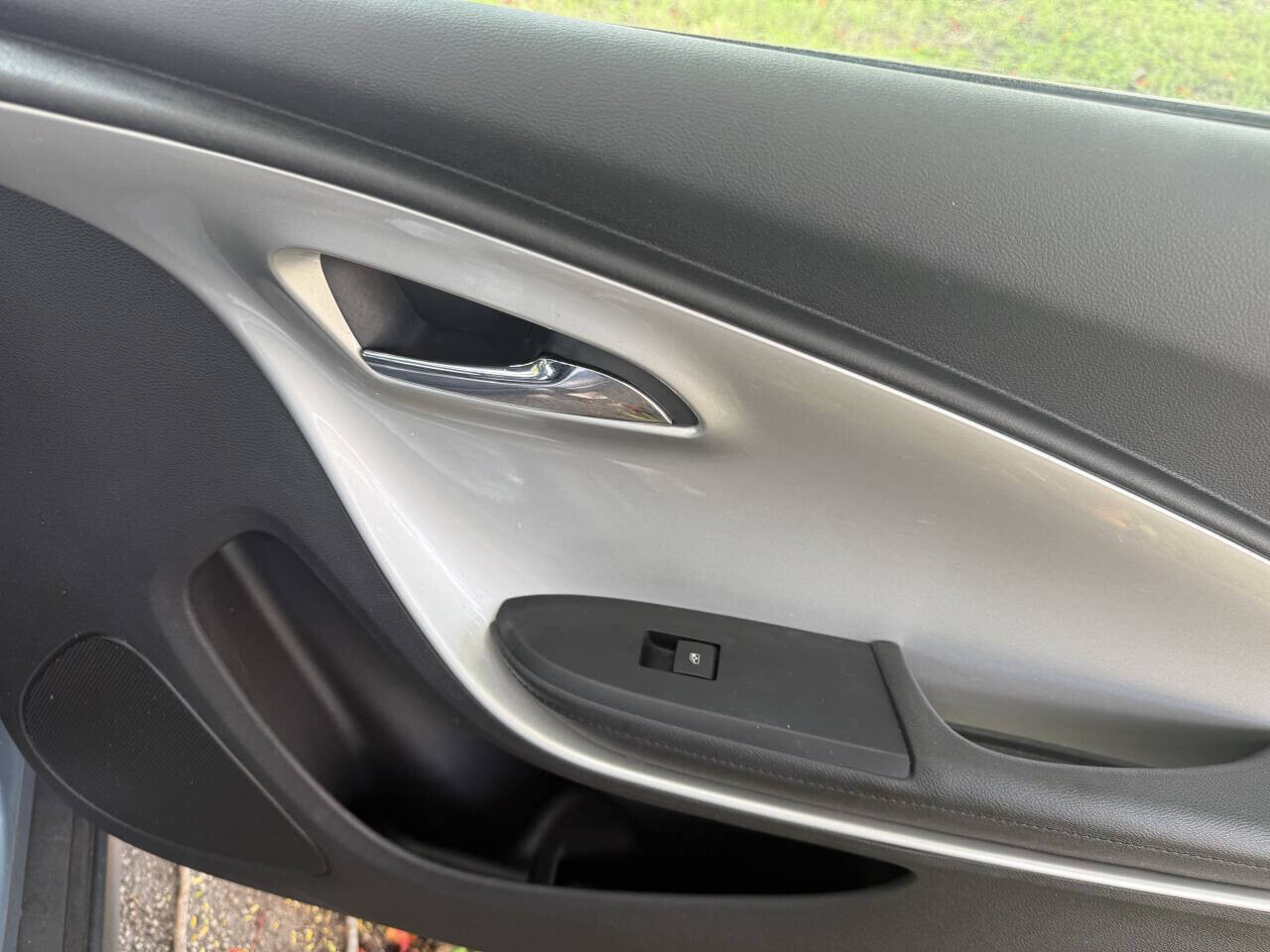 2015 Chevrolet Volt in Hollywood, FL 33023-1906 - 18055183 17