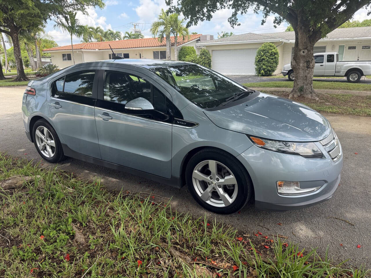 2015 Chevrolet Volt in Hollywood, FL 33023-1906 - 18055183 11