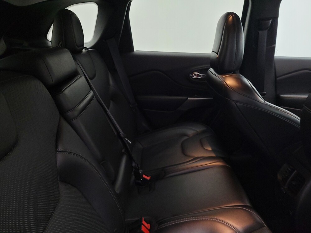 2019 Jeep Cherokee in Clearwater, FL 33764 - 18055282 19