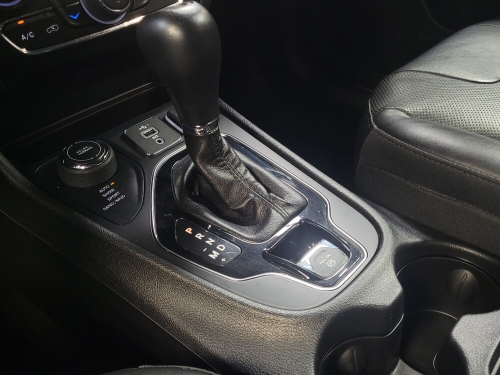 2019 Jeep Cherokee in Clearwater, FL 33764 - 18055282 26