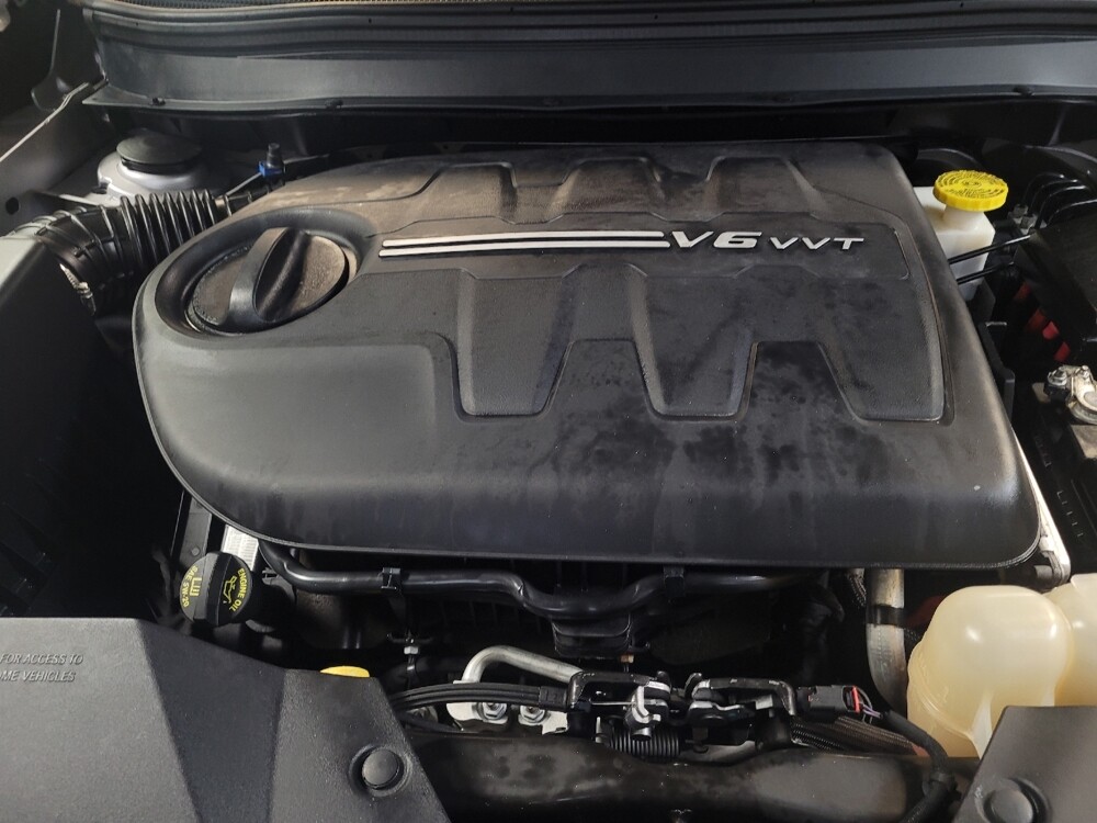 2019 Jeep Cherokee in Clearwater, FL 33764 - 18055282 30