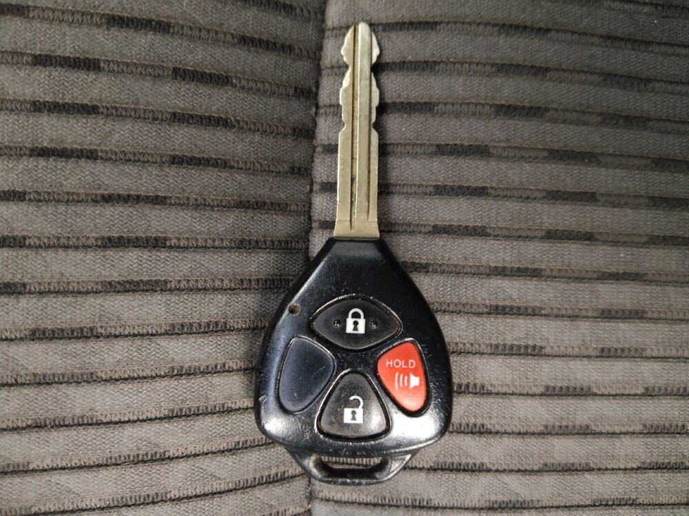 2017 Toyota 4Runner in Hialeah, FL 33014 - 18055303 32