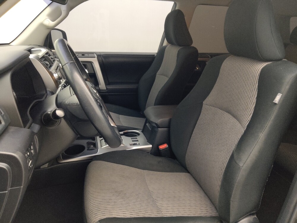 2017 Toyota 4Runner in Hialeah, FL 33014 - 18055303 17