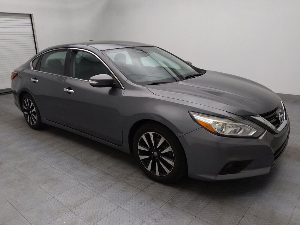 2018 Nissan Altima in Raleigh, NC 27604 - 18055318 11