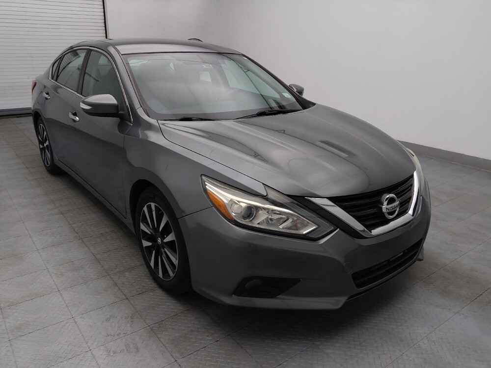2018 Nissan Altima in Raleigh, NC 27604 - 18055318 13