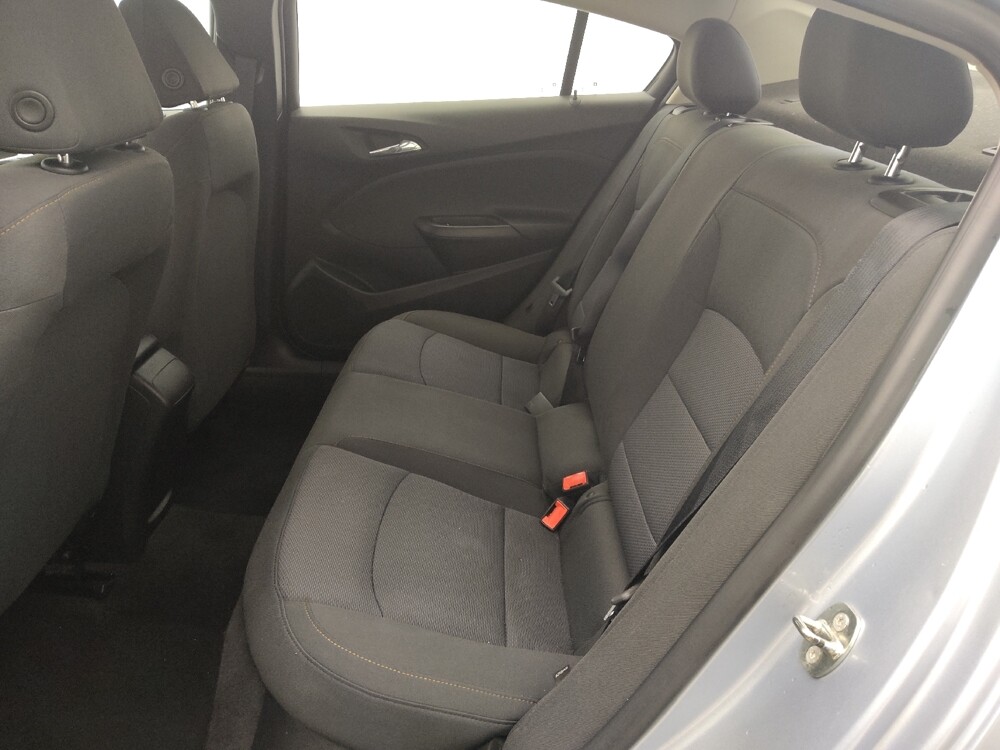 2018 Chevrolet Cruze in Houston, TX 77060 - 18055346 18