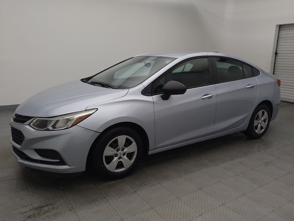 2018 Chevrolet Cruze in Houston, TX 77060 - 18055346 2