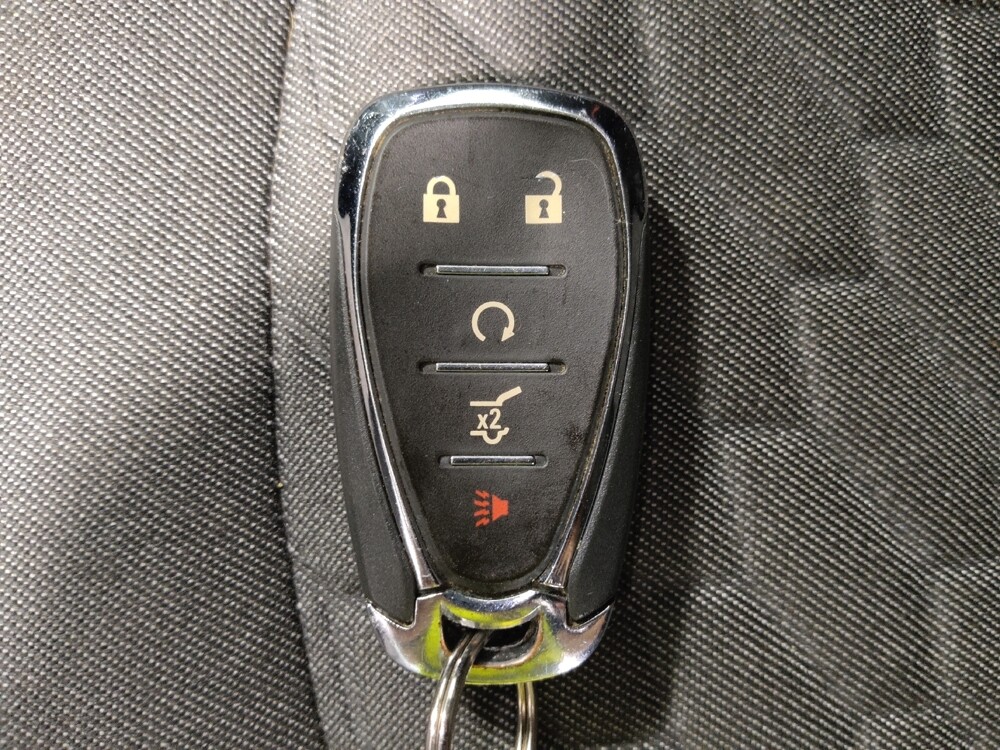 2019 Chevrolet Equinox in Columbus, OH 43228 - 18055364 32