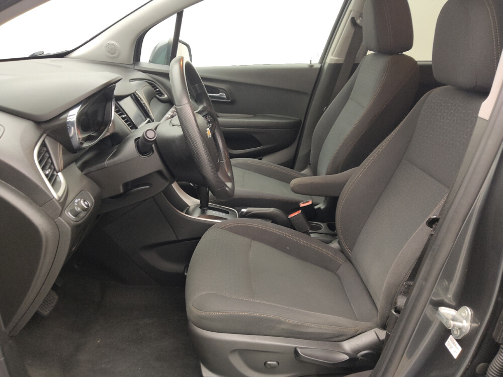 2020 Chevrolet Trax in Topeka, KS 66611 - 18055406 17