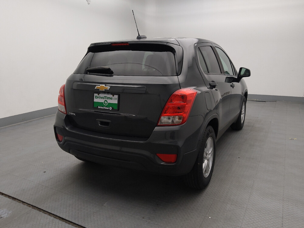 2020 Chevrolet Trax in Topeka, KS 66611 - 18055406 7