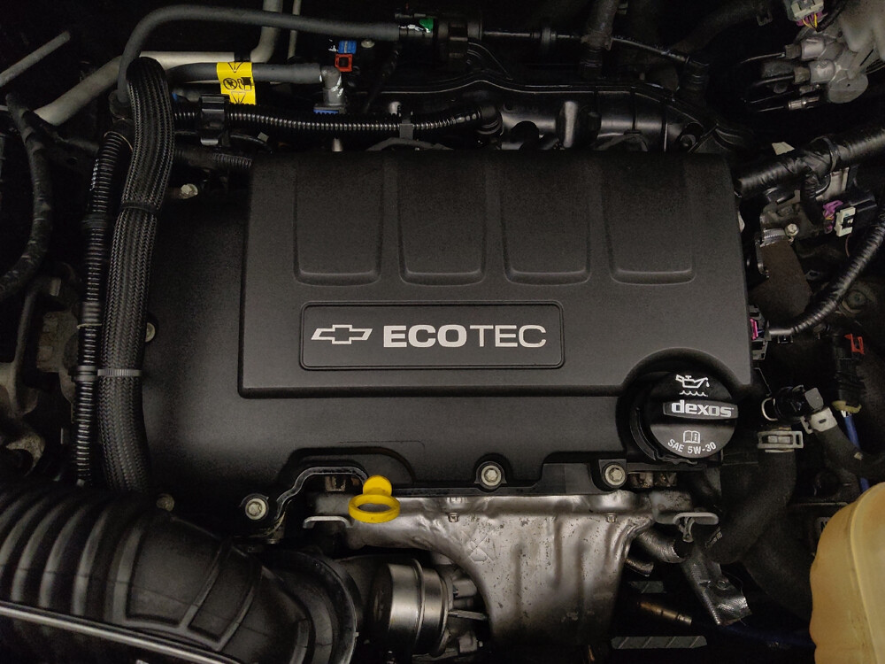 2020 Chevrolet Trax in Topeka, KS 66611 - 18055406 30