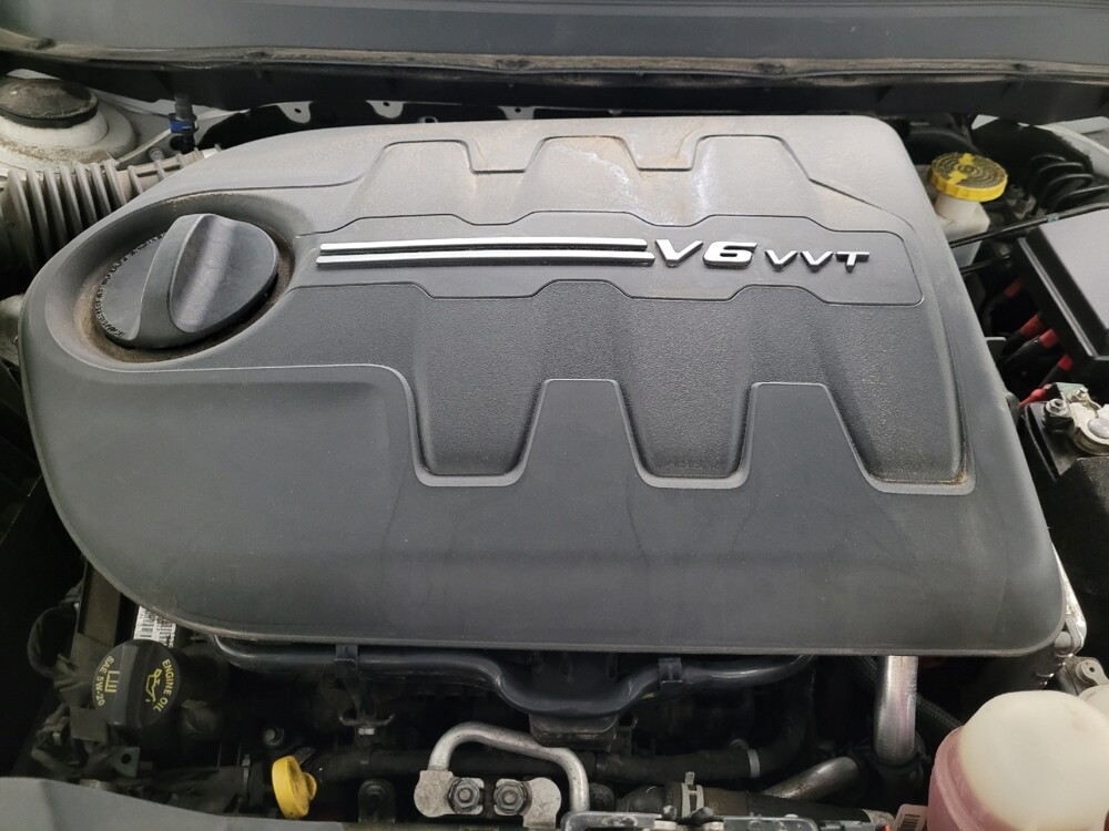 2019 Jeep Cherokee in Eastpointe, MI 48021 - 18055420 30