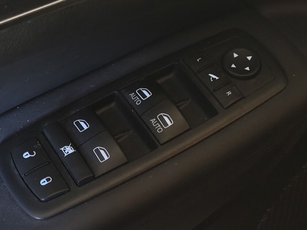 2015 Jeep Grand Cherokee in Tallahassee, FL 32304 - 18055450 27