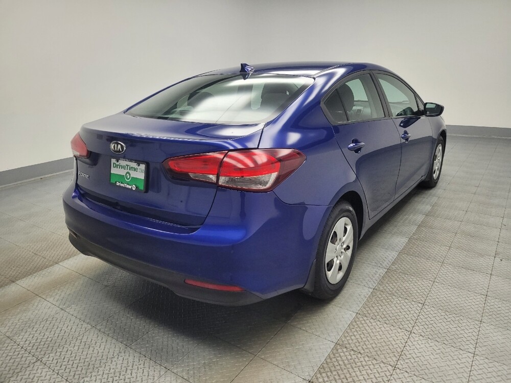2018 Kia Forte in Highland, IN 46322 - 18055488 9