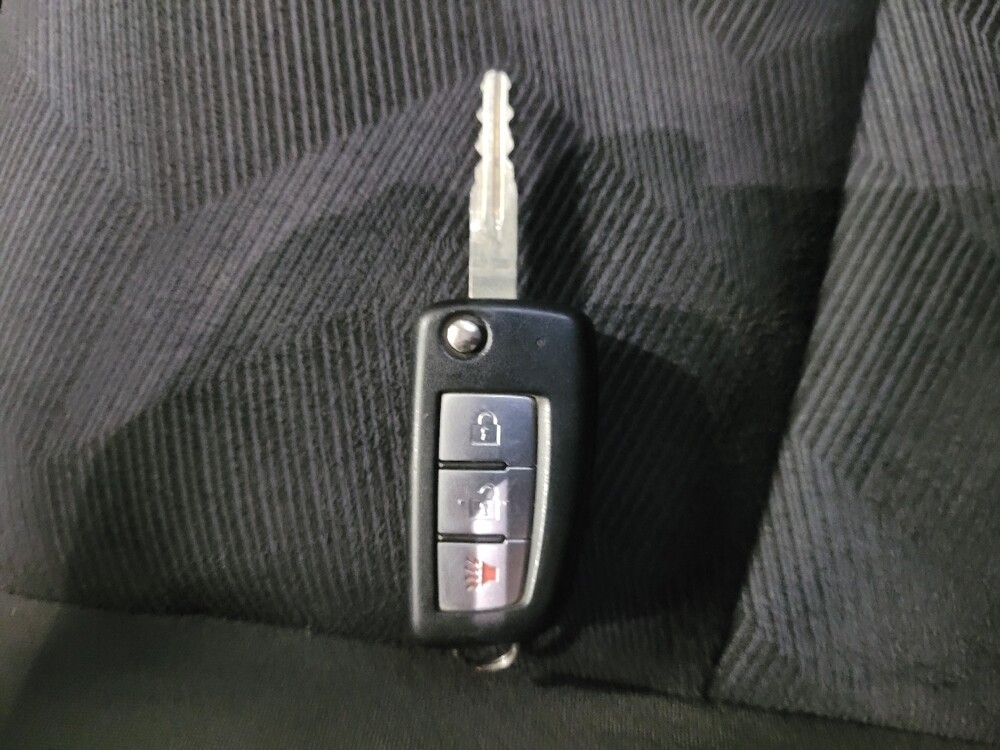 2015 Nissan Rogue in Plymouth Meeting, PA 19462 - 18055517 32