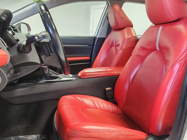 2020 Toyota Camry in Cinnaminson, NJ 08077 - 18055553 11