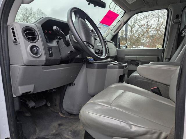 2013 Ford E-250 and Econoline 250 in Blauvelt, NY 10913 - 18055567 10