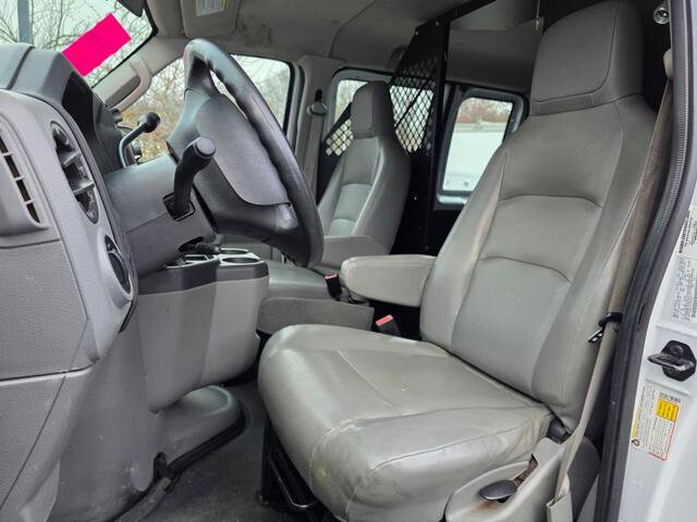 2013 Ford E-250 and Econoline 250 in Blauvelt, NY 10913 - 18055567 12
