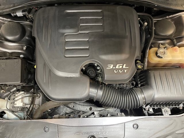 2017 Dodge Charger in Conyers, GA 30094 - 18055575 8