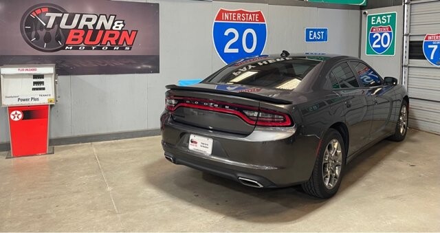2017 Dodge Charger in Conyers, GA 30094 - 18055575 4