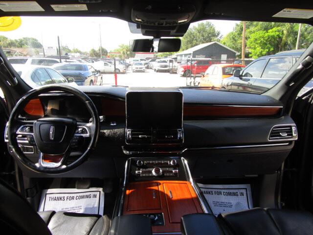 2018 Lincoln Navigator L in Tampa, FL 33604-6914 - 18055585 3