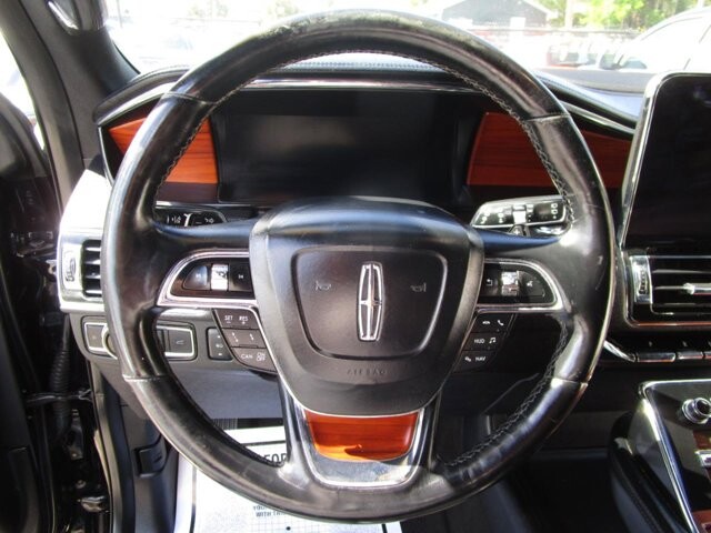 2018 Lincoln Navigator L in Tampa, FL 33604-6914 - 18055585 4