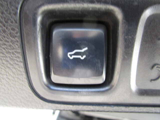 2018 Lincoln Navigator L in Tampa, FL 33604-6914 - 18055585 34