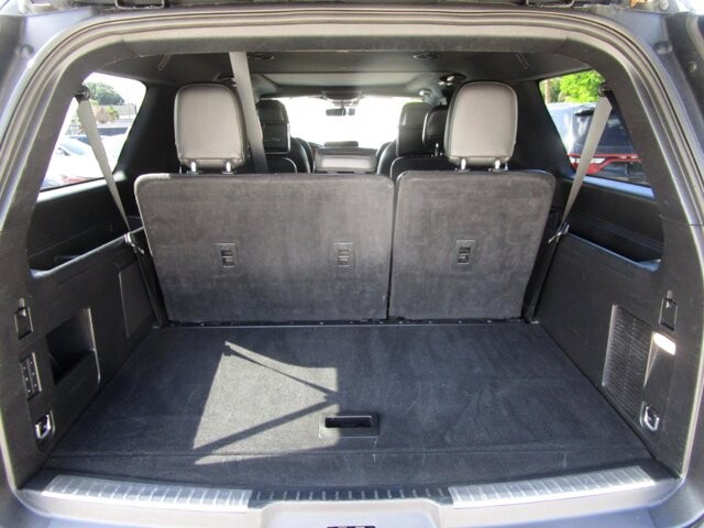 2018 Lincoln Navigator L in Tampa, FL 33604-6914 - 18055585 33