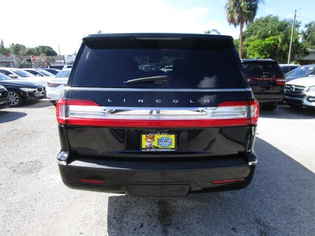 2018 Lincoln Navigator L in Tampa, FL 33604-6914 - 18055585 32