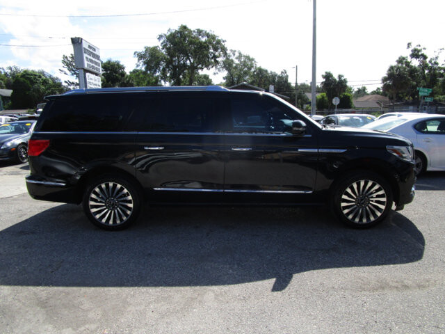 2018 Lincoln Navigator L in Tampa, FL 33604-6914 - 18055585 36
