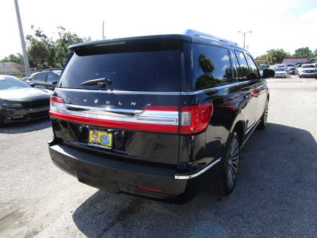 2018 Lincoln Navigator L in Tampa, FL 33604-6914 - 18055585 31