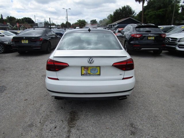 2018 Volkswagen Passat in Tampa, FL 33604-6914 - 18055586 25