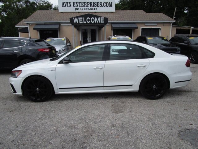 2018 Volkswagen Passat in Tampa, FL 33604-6914 - 18055586 28