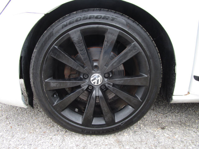 2018 Volkswagen Passat in Tampa, FL 33604-6914 - 18055586 21