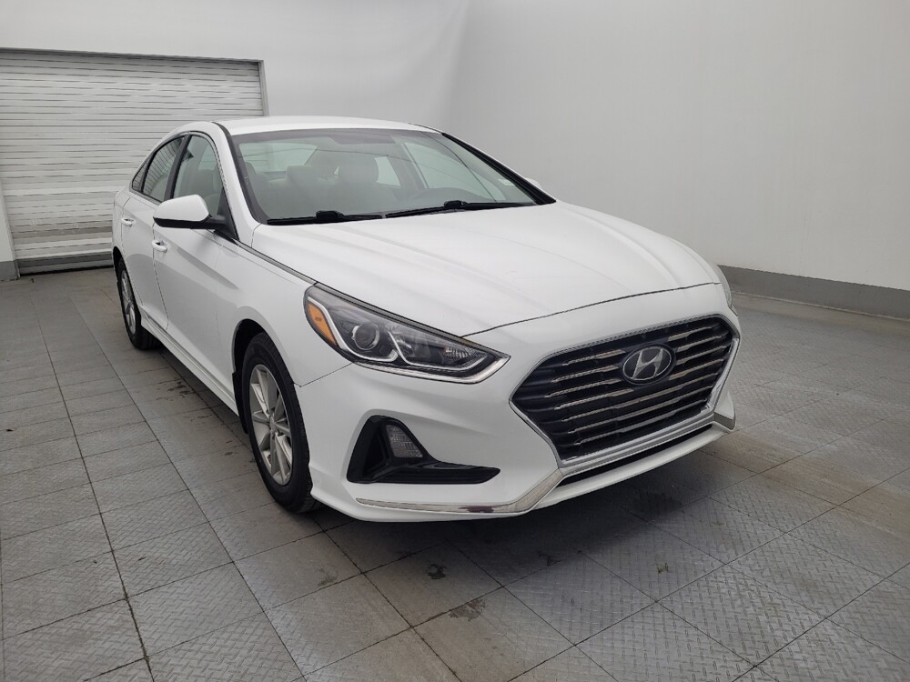 2018 Hyundai Sonata in Tampa, FL 33612 - 18055629 13
