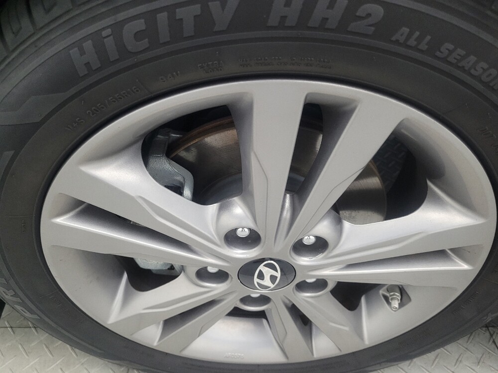 2018 Hyundai Elantra in Conyers, GA 30094 - 18055631 31