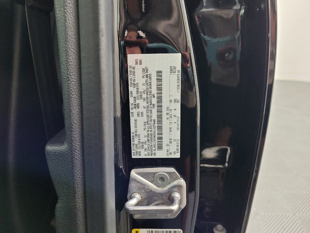 2016 Lincoln MKC in Pittsburgh, PA 15237 - 18055652 33